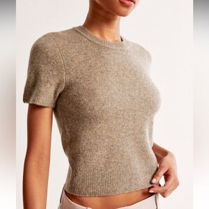 Abercrombie Crew Sweater Tee